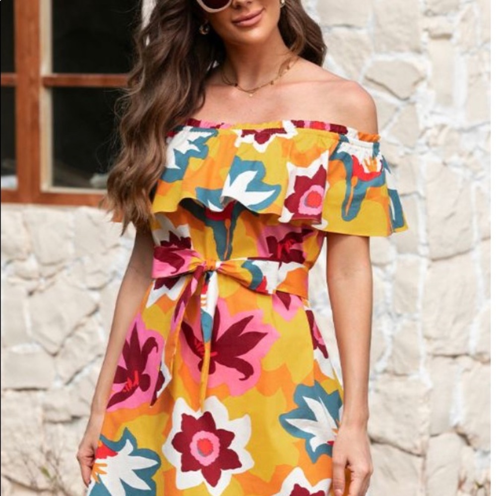MARLENE FLORAL RUFFLE OFF SHOULDER DRESS(S)
